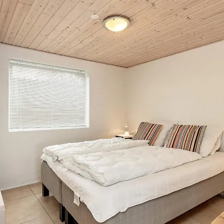 4 Person In Holiday home *